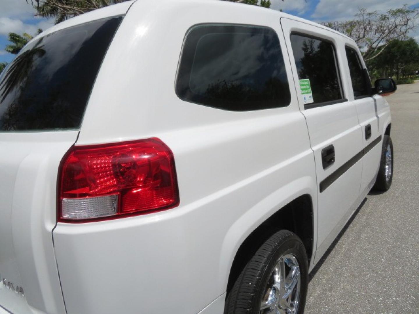 2012 White /Black with an 4.6L V8 engine, Automatic transmission, located at 4301 Oak Circle #19, Boca Raton, FL, 33431, (954) 561-2499, 26.388861, -80.084038 - You are looking at a Gorgeous 2012 Mobility Ventures MV1 Handicap Wheelchair Conversion Van with 64K Original Miles, 4.6L Ford V8, Bleack Leather Type Interior, Alloy Wheels, Power Side Entry Wheelchair Lift with Long Ramp and Short Ramp Function, Q Lock 150 EZ Lock, L-Track Tie Down System, Back Up - Photo#76